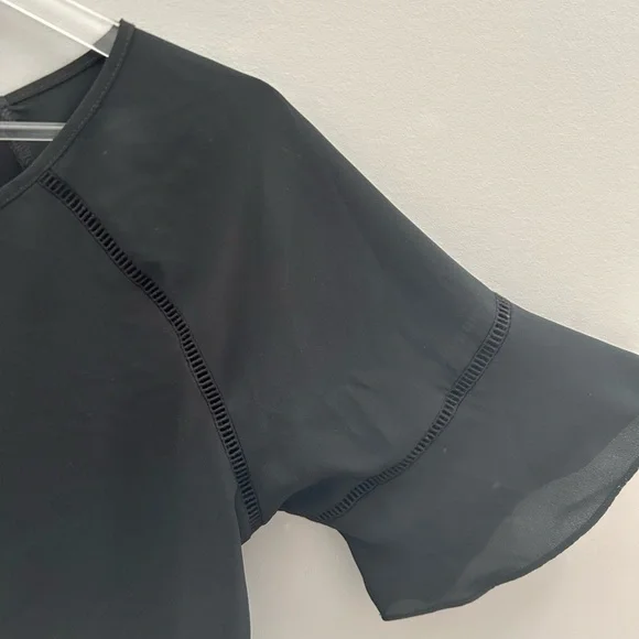 LOFT Black Boxy Ruffled Top - Picture 3 of 3